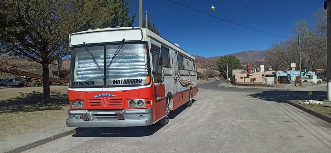 Solicitan urgente regulación por turista con casa rodante