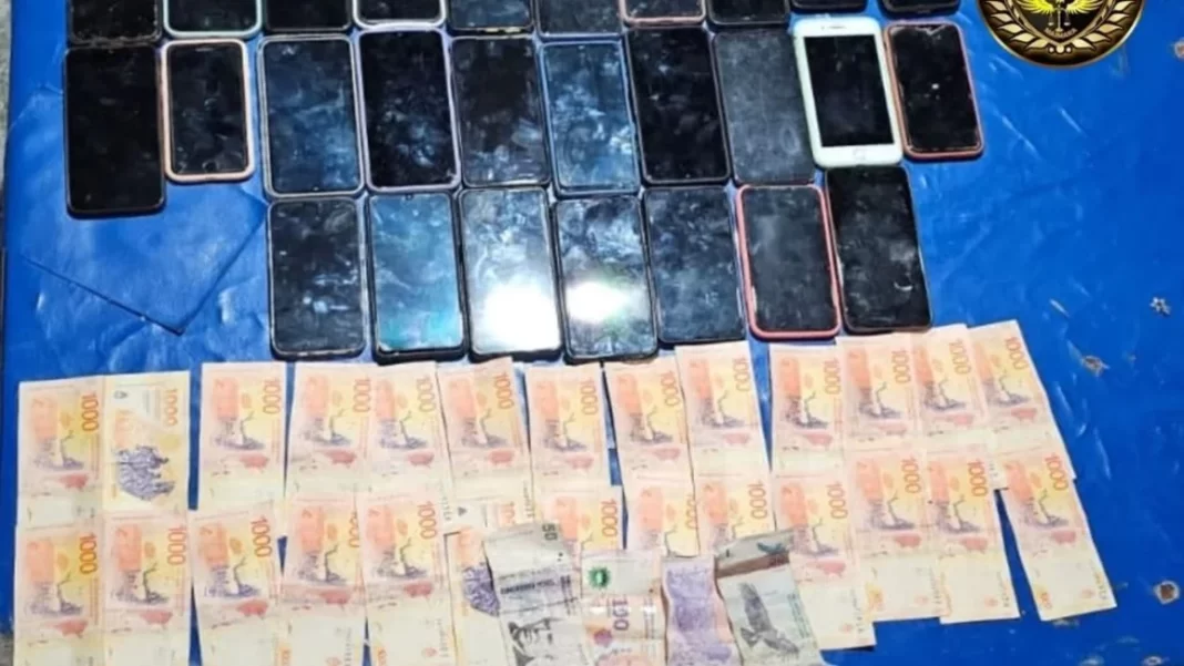 Detenidos por sustraer 27 celulares y 26 mil pesos