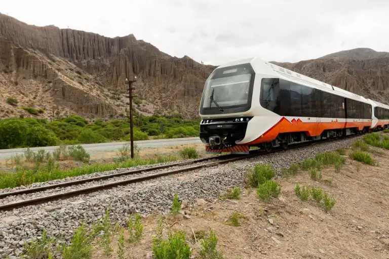 Tren solar el inicio de los viajes todavía no tiene fecha confirmada.