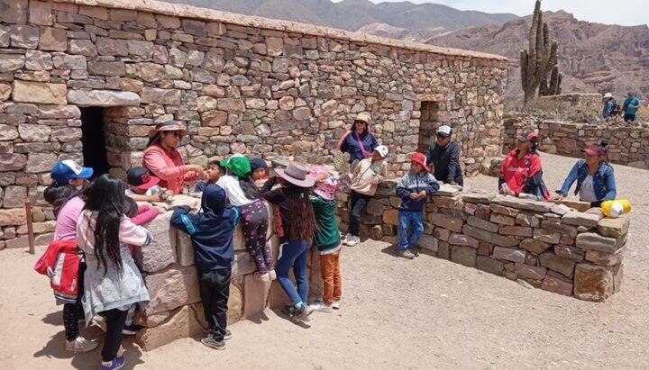 Tilcara: Festival del niño rural “El latir de los Valles”