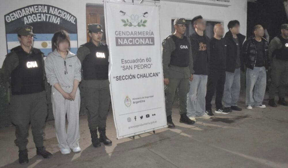 Jujuy: Expulsan a cinco ciudadanos chinos que circulaban con documentos argentinos y pasaportes sin sellos migratorios