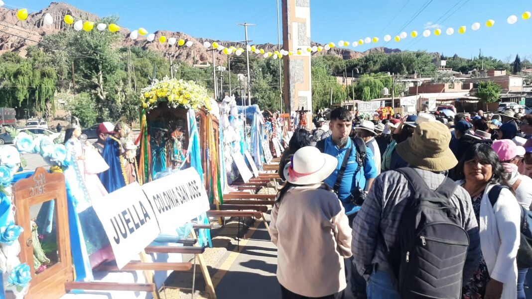 Fe andina en la Quebrada: Tilcara congregó una histórica procesión y obtuvo un nuevo aval institucional de la Legislatura